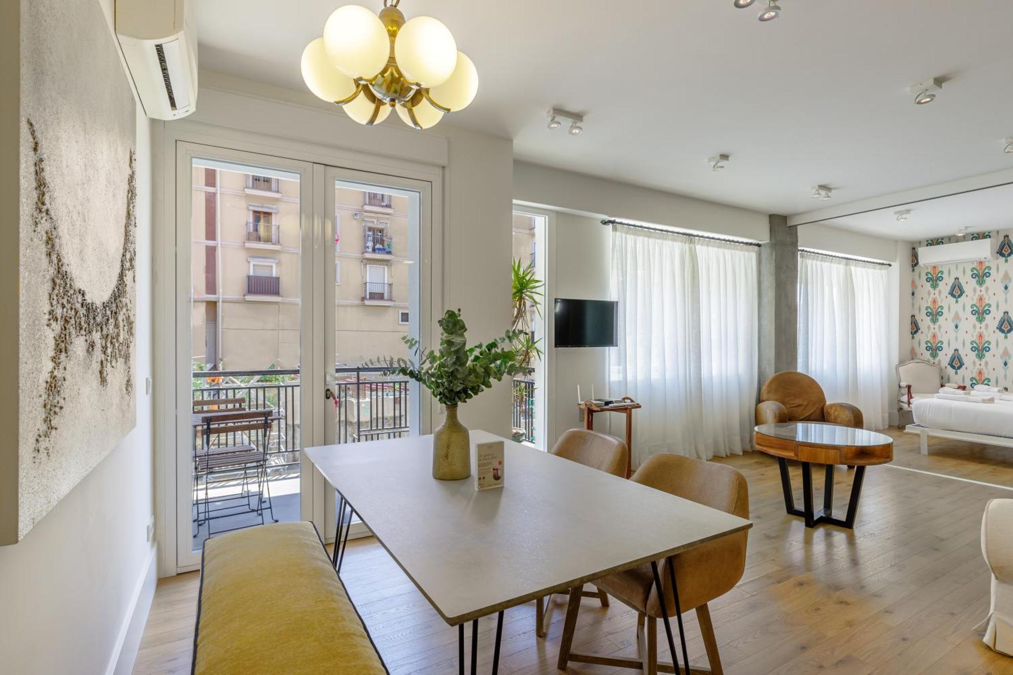 מאלגה Six Apartments By Caleta Homes מראה חיצוני תמונה