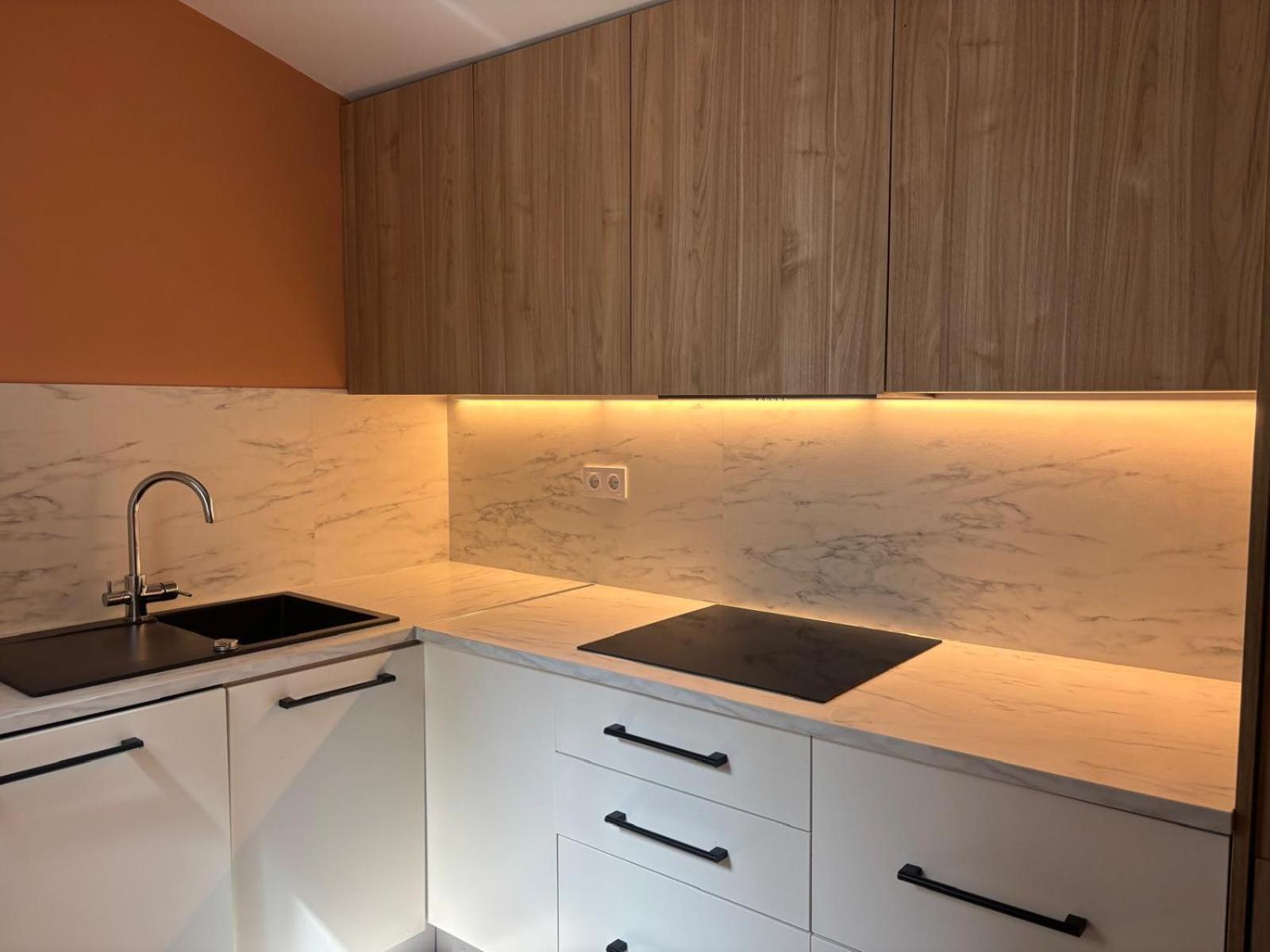 מאלגה Six Apartments By Caleta Homes מראה חיצוני תמונה